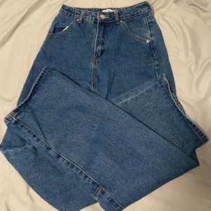 adika wide leg, high waisted, dark wash jeans with cute leg stitching detail